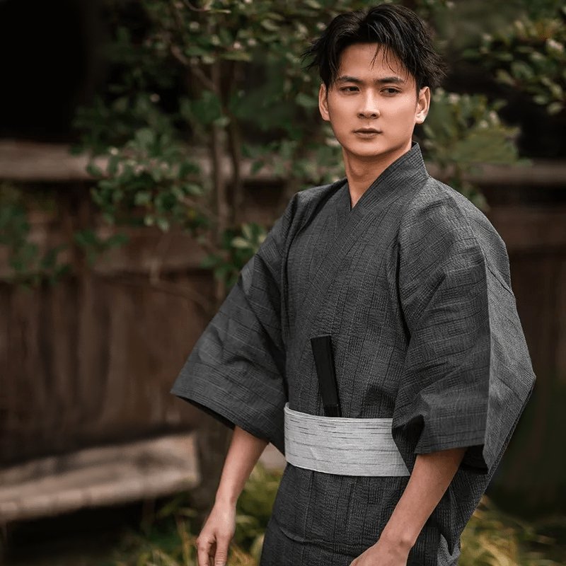 Kimono Japonais Pour Homme AkitoParis™ – AkitoParis Japanese