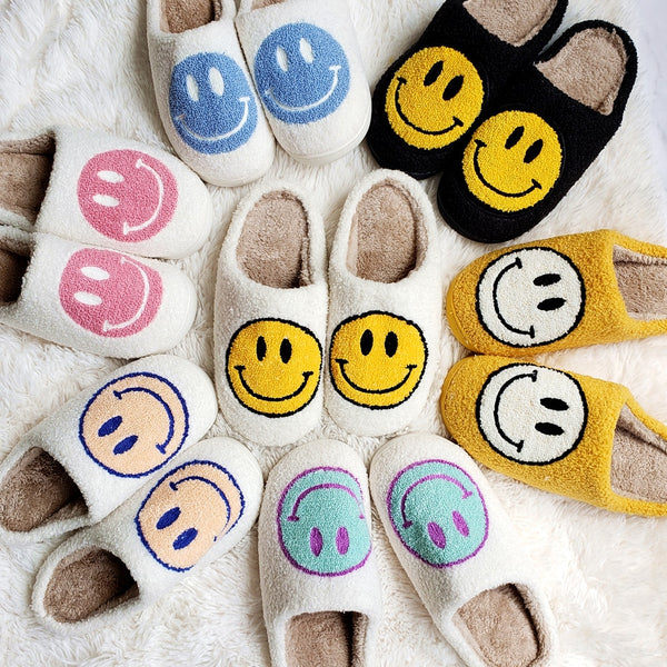 36 idées de Chaussons Emoji  chaussons, chausson rigolo, emoji