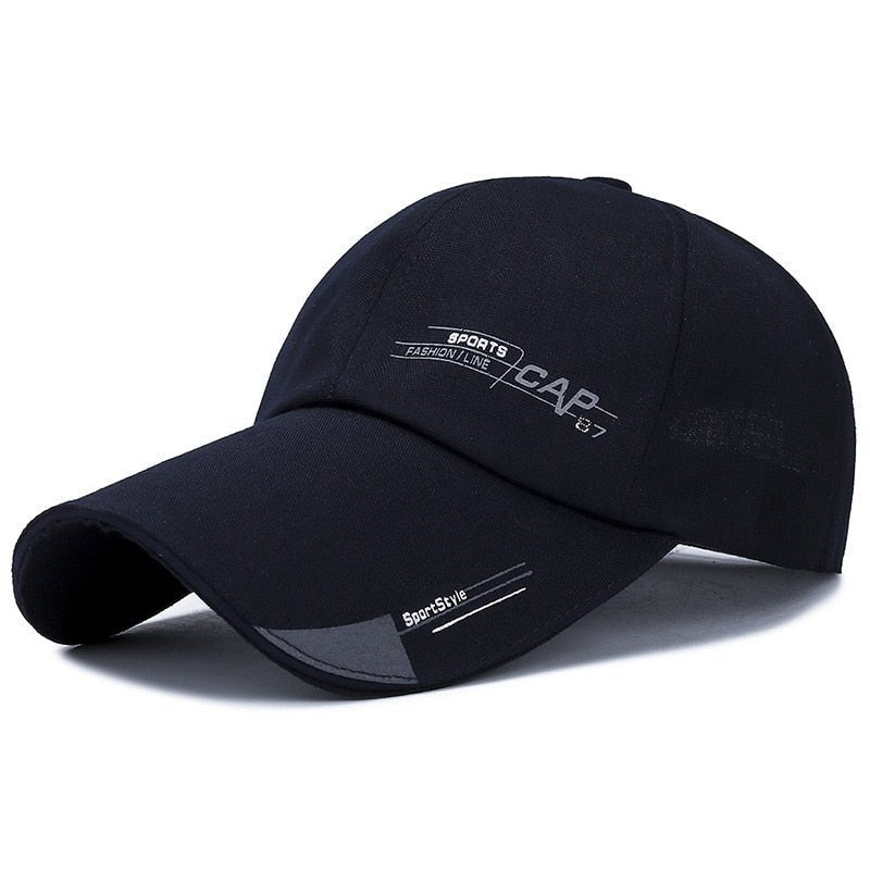 Et voici notre nouvelle casquette snapback : Sneakers Lover ! 🔥 Simple